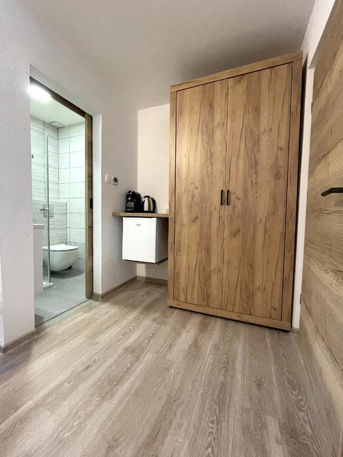 Apartments And Rooms Pri Baslju Cerkno Exterior foto